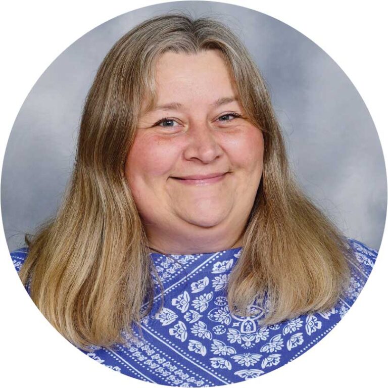 4th grade teacher Mollie Jenks